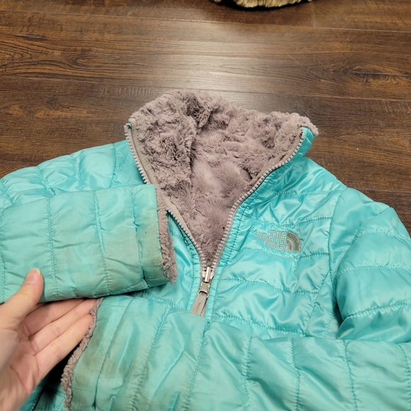 Girls The North Face Mossbud swirl reversible jacket Mint Grey Size S 7 8 - Picture 6 of 10